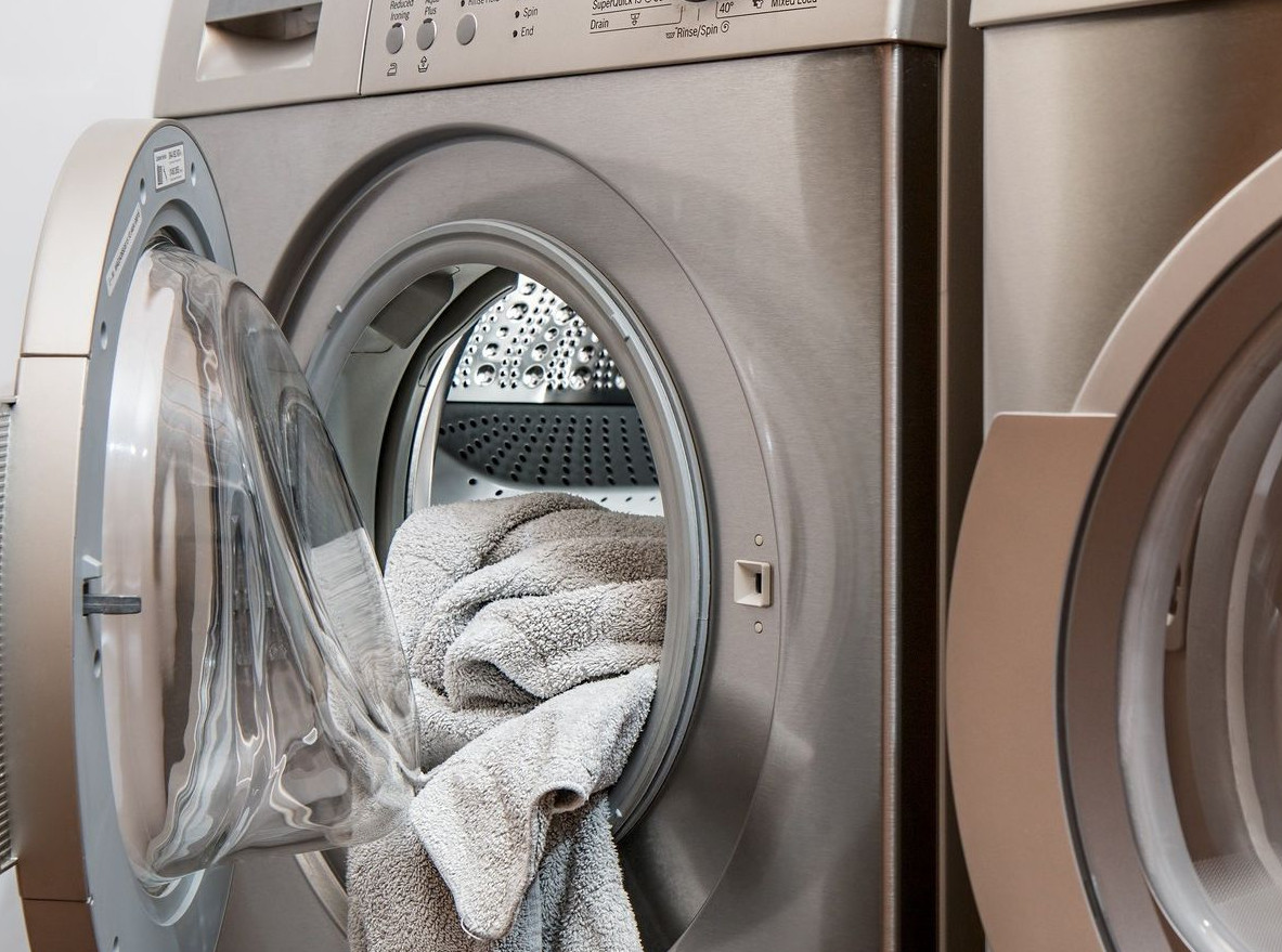 How Do I Know If My Washing Machine Needs Replacing