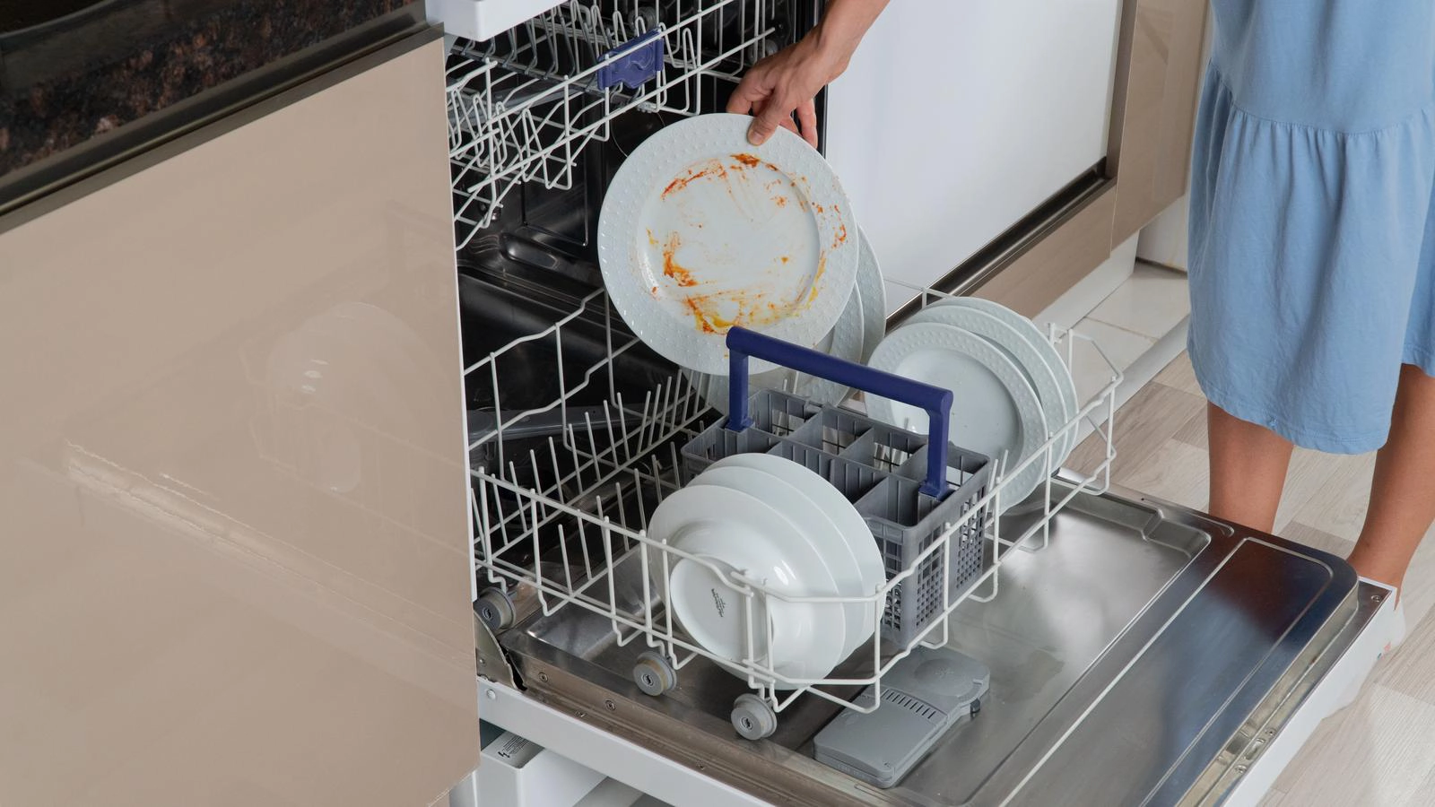 Our Guide To Cleaning Your Dishwasher